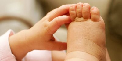Foot Grasping and Other Advances in Your Baby’s Movement